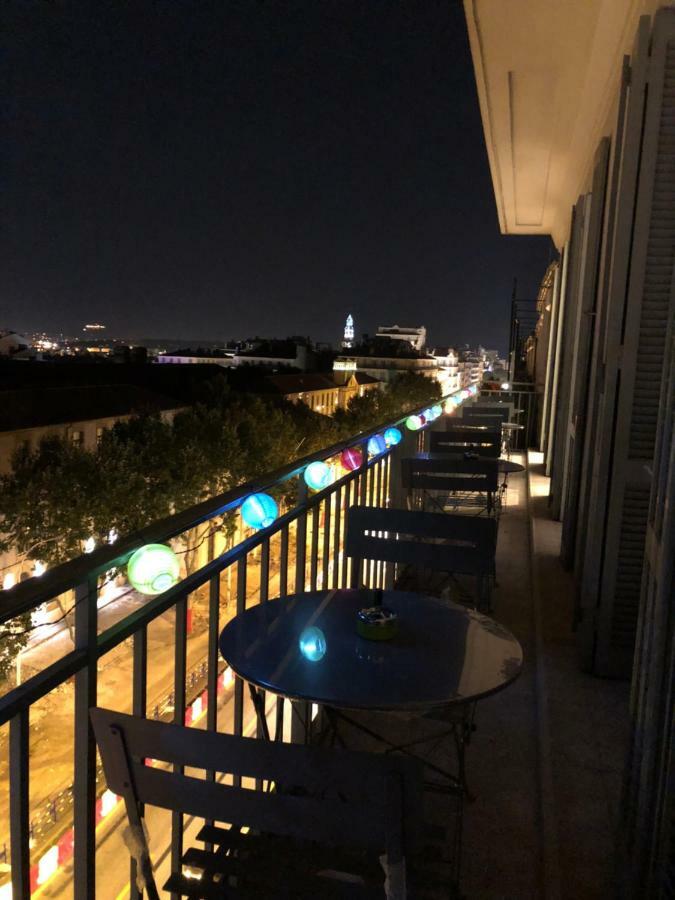 Chambres Loft Partage Centre ตูลง ภายนอก รูปภาพ